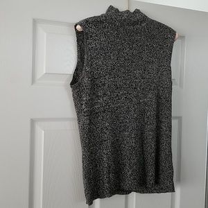 NICE Dana Buchman black sleeveless  turtleneck